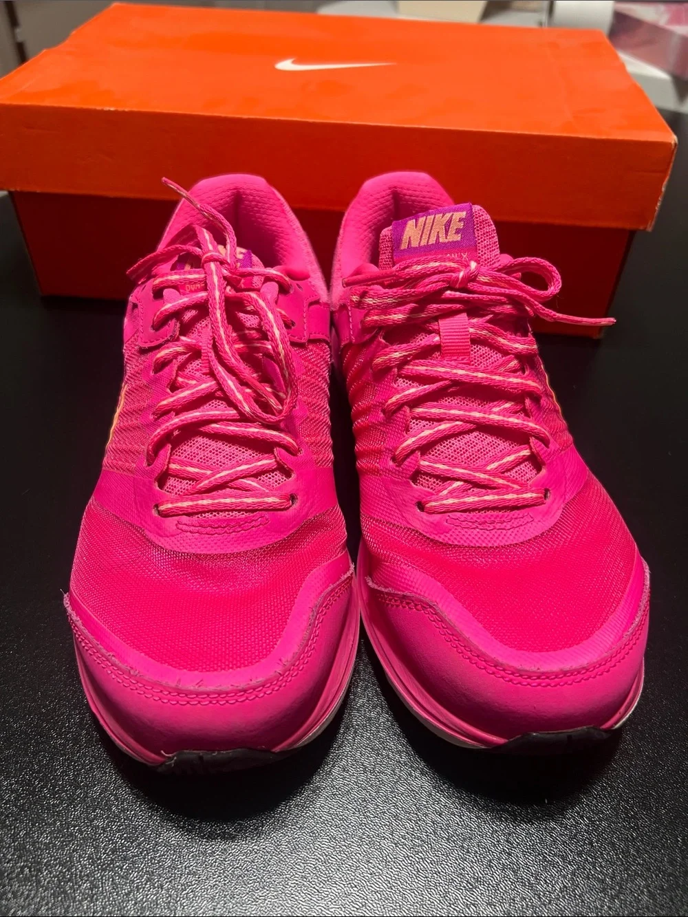 Nike Women's Bright Pink Athletic Running Shoes